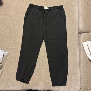 Cloth & Stone size large jogger pants